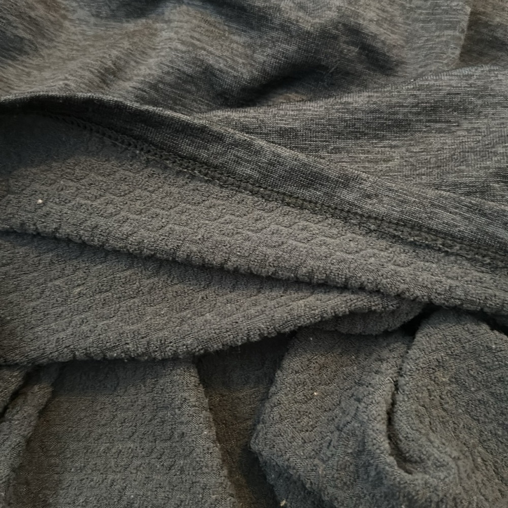 AVIA pullover - Picture 7 of 7